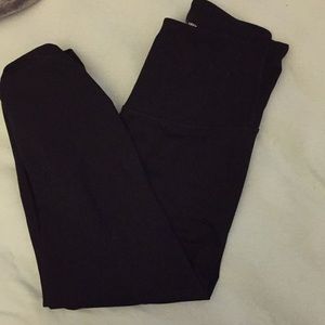 Athletic cropped leggings